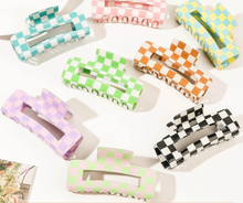 Load image into Gallery viewer, Checkerboard Hair Claw
