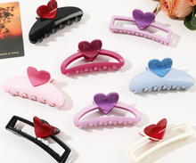 Load image into Gallery viewer, Cute Heart Hair Claw

