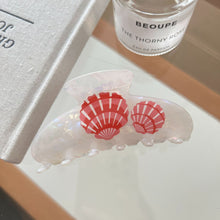 Load image into Gallery viewer, Ocean Animal Hair Claw
