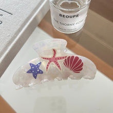 Load image into Gallery viewer, Ocean Animal Hair Claw
